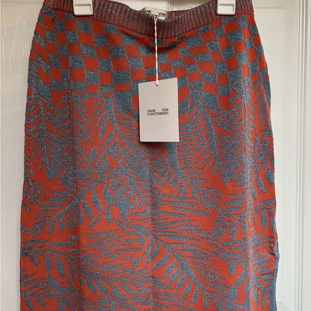 DIANE VON FURSTENBERG Cruz metallic jacquard-knit mini skirt - Picture 2 of 3